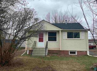 2235 Hoover St, Duluth, MN 55811