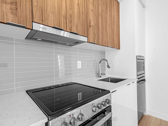 3rd image of 9751 Markham Rd #1803