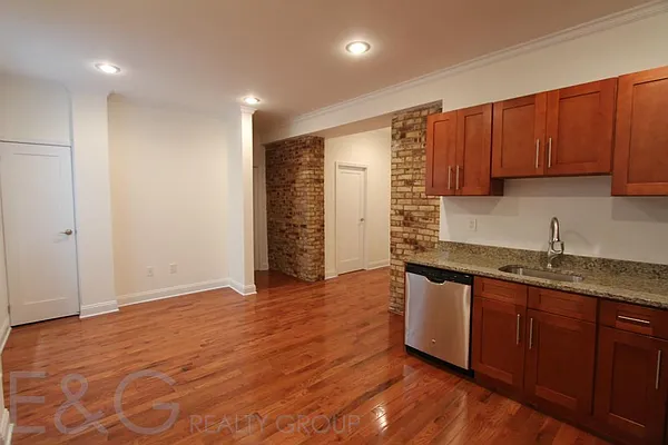 Rented by E and G Realty Group | media 19