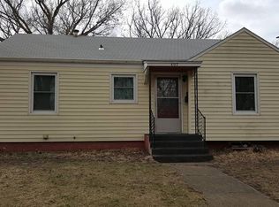 407 S 13th St, Marysville, KS 66508