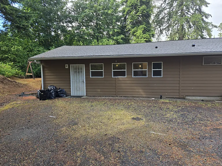 NE 74th Ave — Photo 10