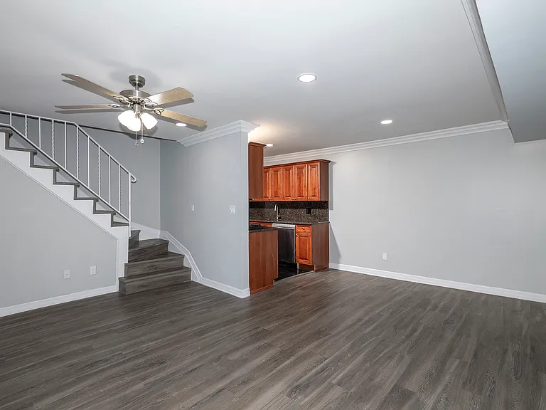 Fairfield Pines East — Photo 27