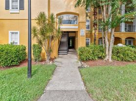 3593 Conroy Rd, Orlando, FL