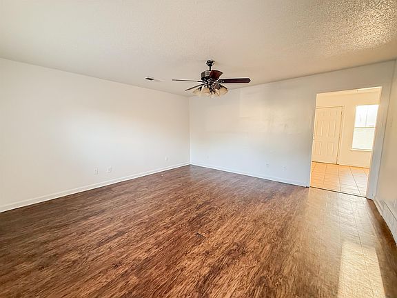 5th image of 265 Baltic St