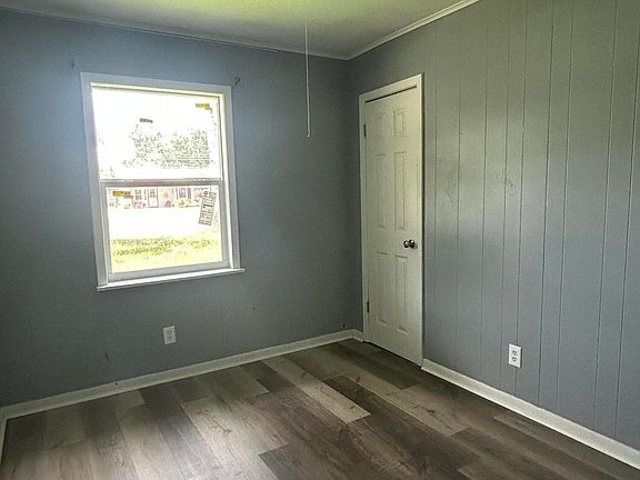 4th image of 209 Rising Sun Cir