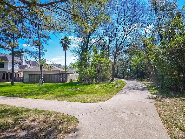 23615 Banning Point Ct — Photo 48