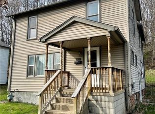 235 E Chestnut St, Lisbon, OH 44432