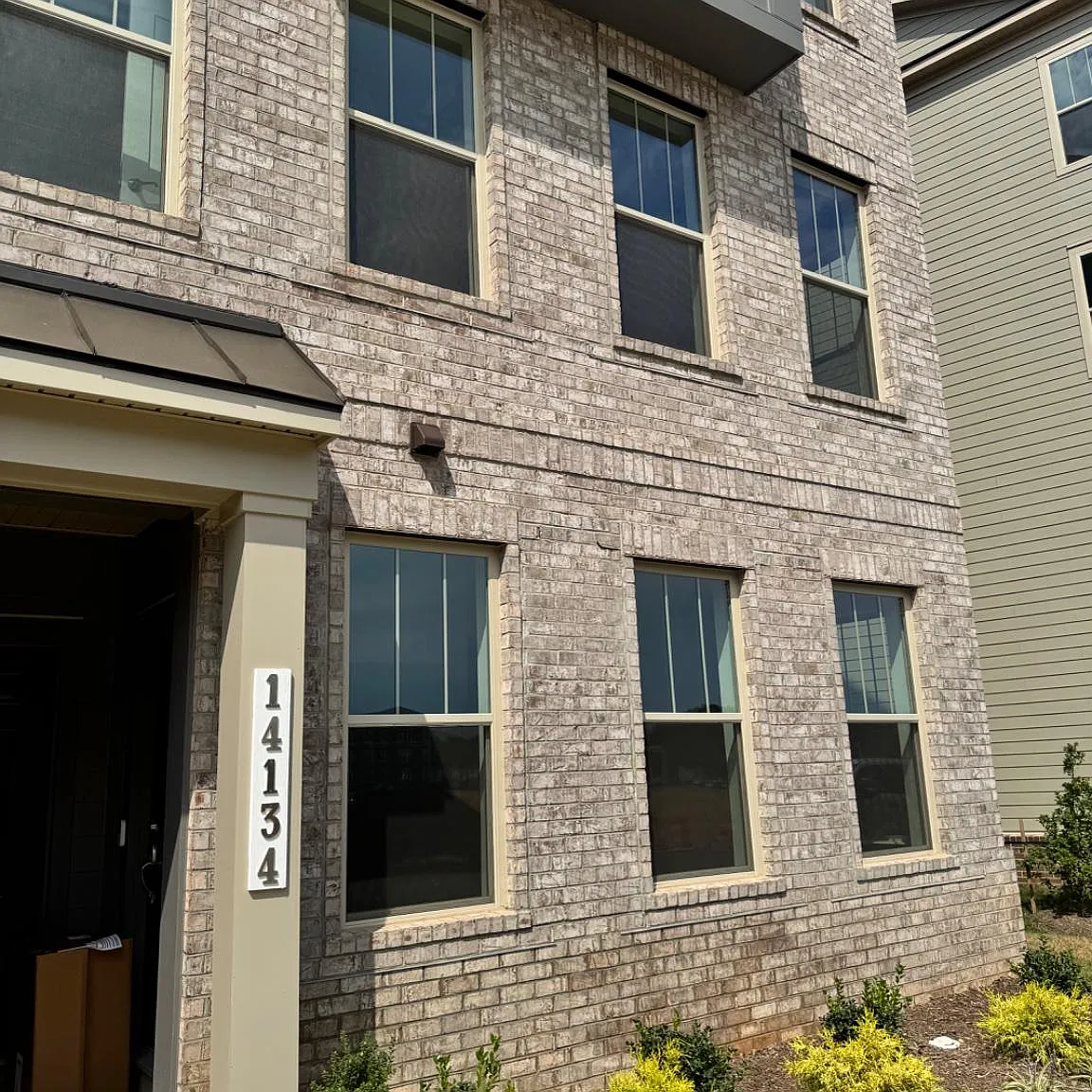 3 bed, 2.5 bath, 1573 sqft, $3,495 — Photo 1