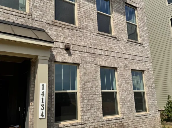 14134 Slate St, Woodbridge, VA 22193