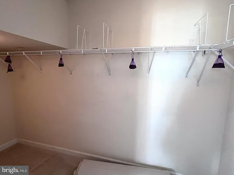 1601 Leeds Castle Dr — Photo 22