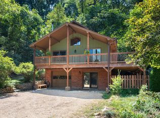 54 Mills Pl, Asheville, NC 28804