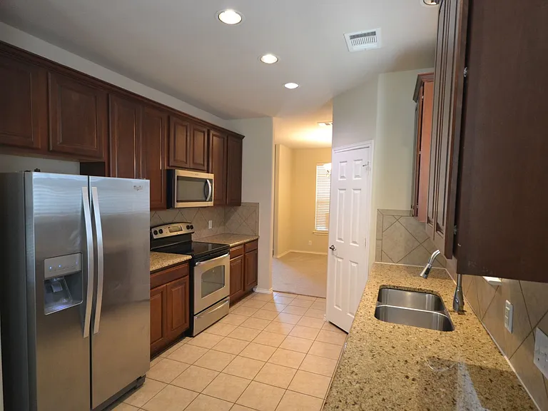 409 Riverine Way — Photo 14