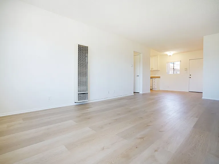 Fair Oaks 1471 — Photo 10