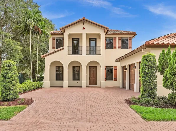 8420 NW 33rd St, Cooper City, FL 33024