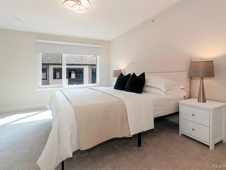 1174 Smart Town Dr — Photo 8