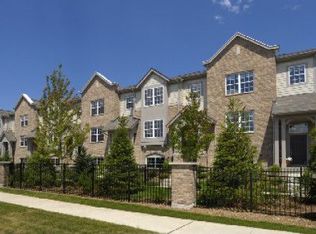 6809 Prairie St, Morton Grove, IL 60053