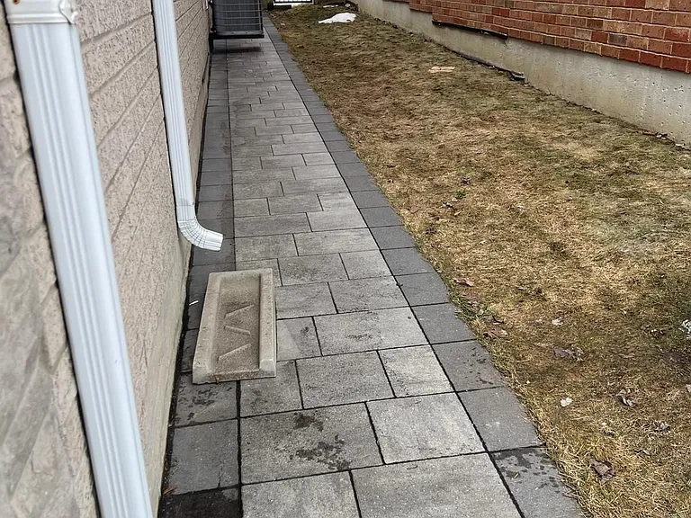 1870 Esterbrook Dr — Photo 21