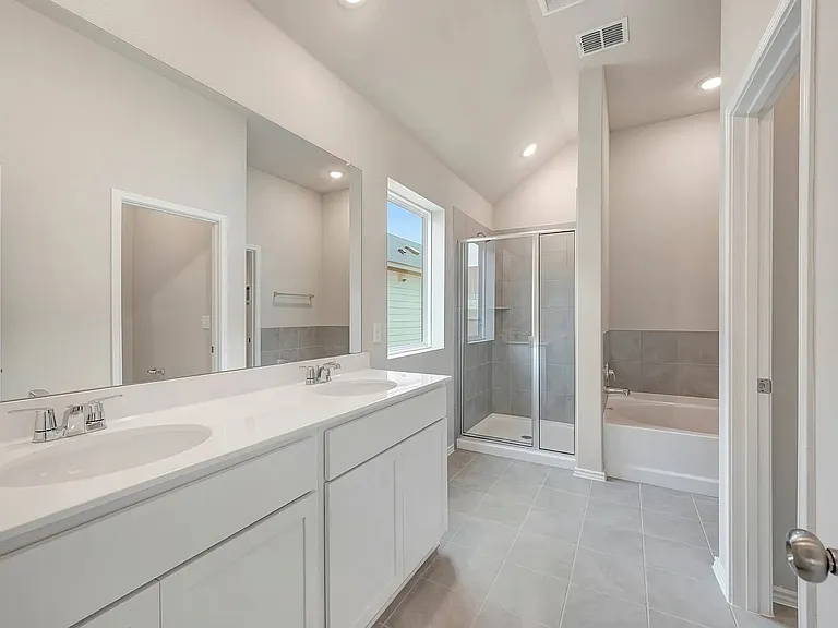 4509 Lava Island Dr — Photo 7