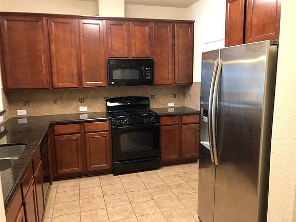 5th image of 2246 Waterford Park St