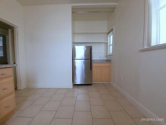 2nd image of 1650 California St APT 3