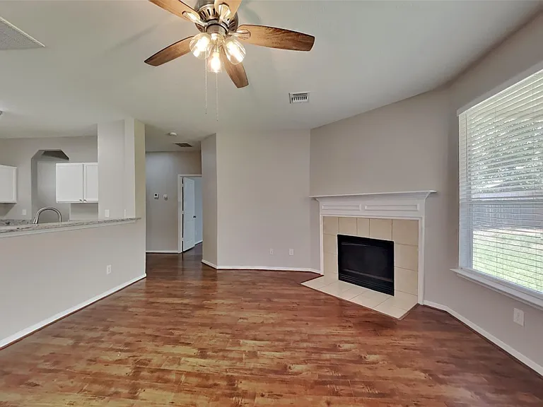 22022 Willow Downs Dr — Photo 2