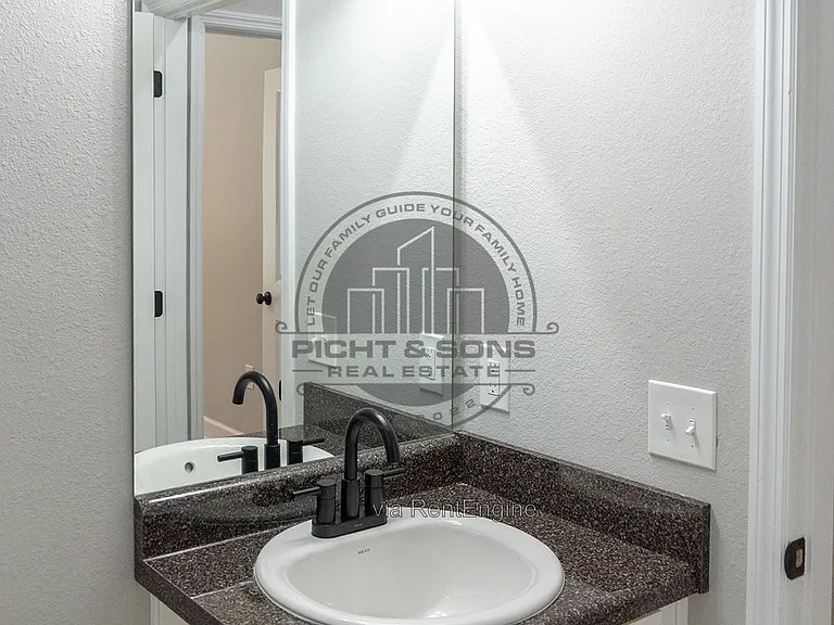 2917 Grady Rd #B — Photo 14
