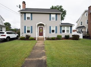 42 Reed St, Agawam, MA 01001