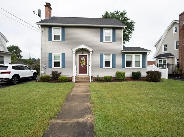 42 Reed St, Agawam, MA 01001