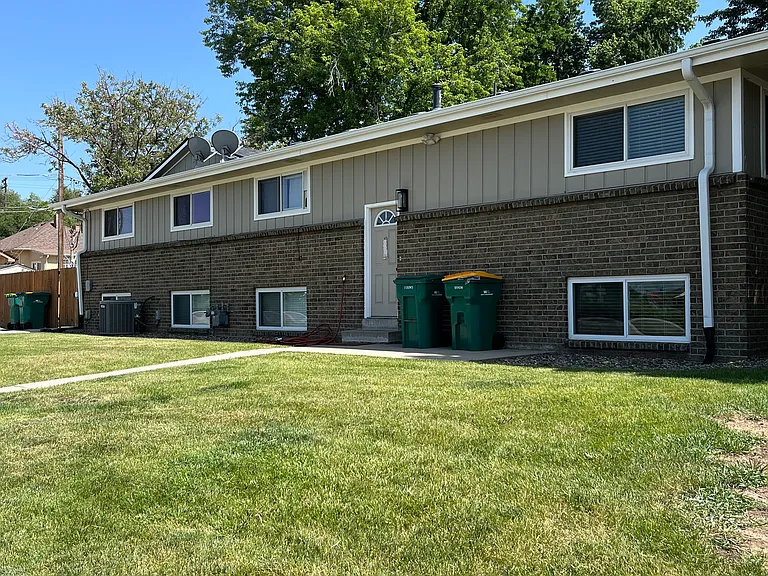 5292 Meade St — Photo 3
