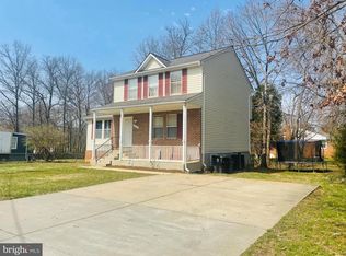 9954 Elm St, Lanham, MD 20706