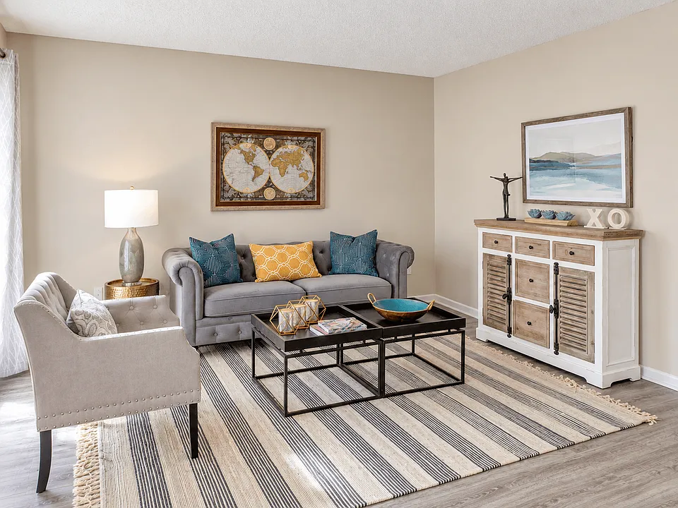 Madison Park Apartments & Townhomes