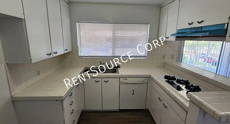 850 N Redding Way #C — Photo 9