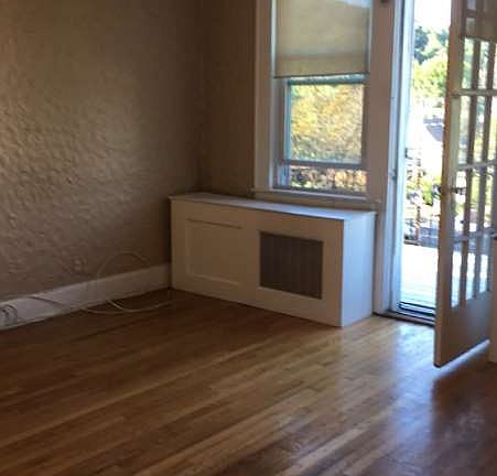 3rd image of 11 Pearl St APT 2