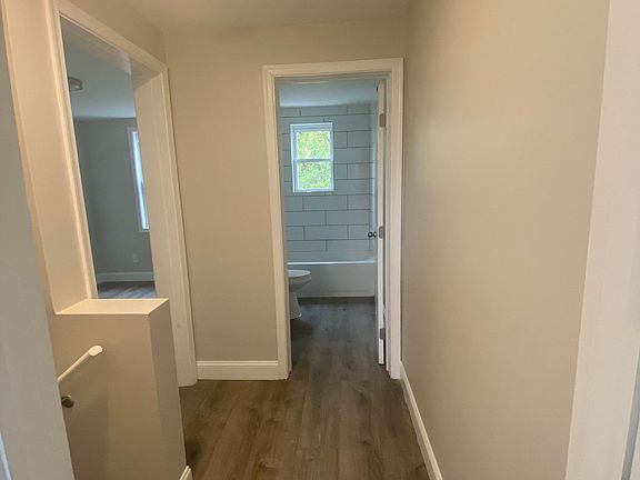 2nd image of 2841 Round Rd