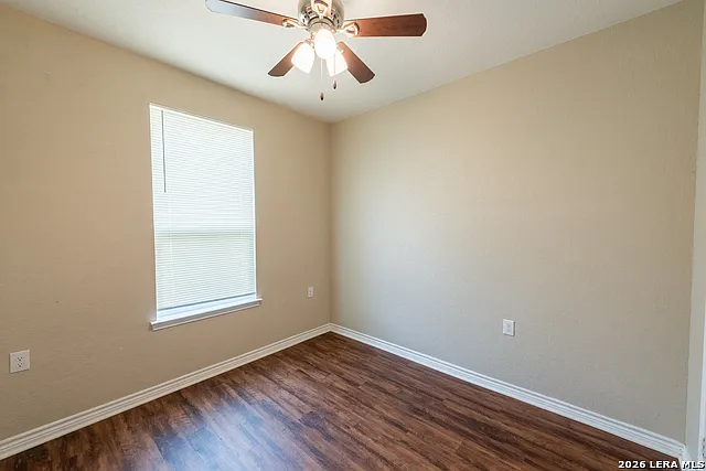 5526 Castle Brook Dr — Photo 28