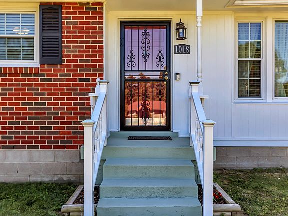2nd image of 1018 N Graycroft Ave