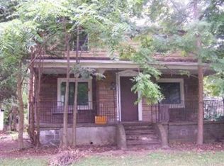 3320 Woodland Ave, Niagara Falls, NY 14304
