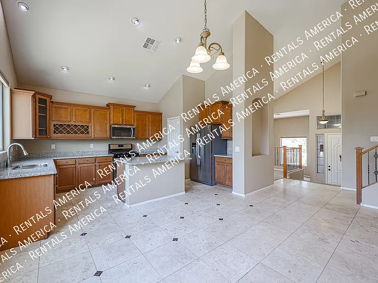 3117 W Espartero Way — Photo 12