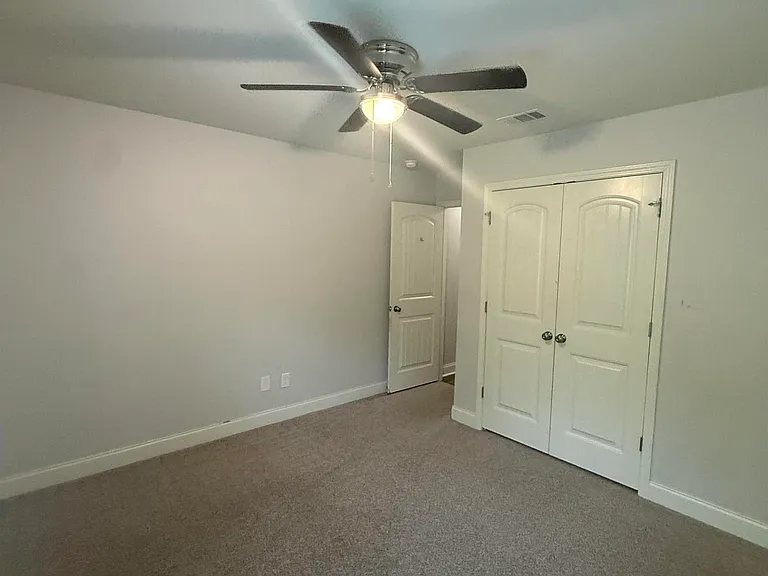 120 Worchester Cir — Photo 17
