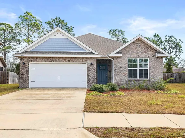 1940 Cambridge Park Dr, Gulf Breeze, FL 32563
