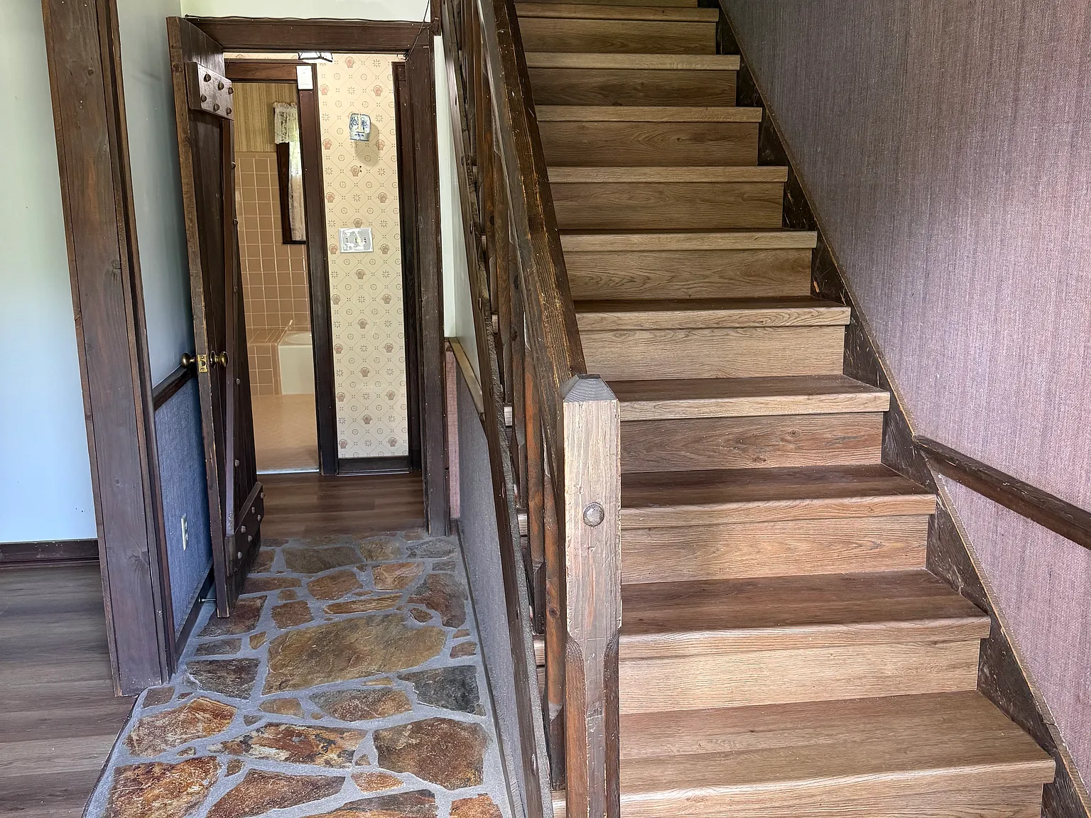 5 bed, 3867 sqft, $2,800 — Photo 3