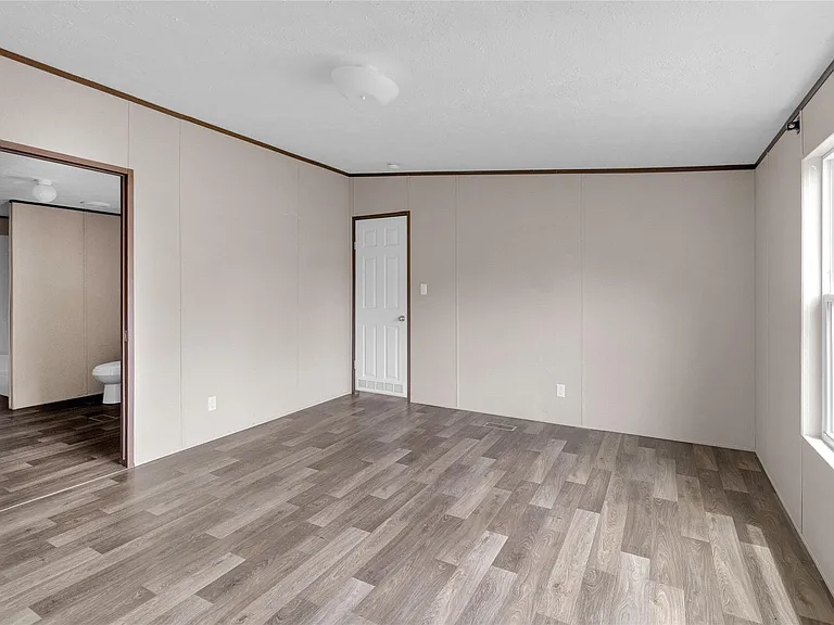 5313 2nd St — Photo 19
