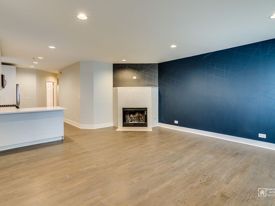 1st image of 835 N Marshfield Ave #1