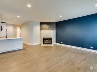 835 N Marshfield Ave #1, Chicago, IL 60622