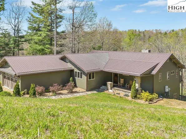 101 Spring Haven Drive, Fancy Gap, VA 24328