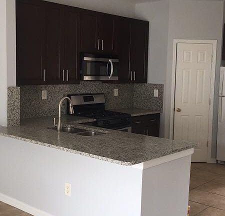 2nd image of 1527 Cove Creek Cir