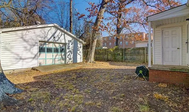 1516 Trogdon St — Photo 16