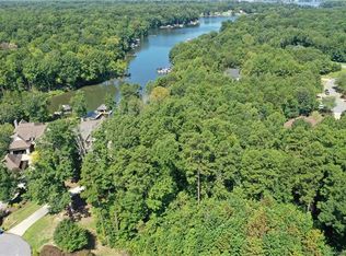 136 Chestnut Bay Ln, Mooresville, NC 28117