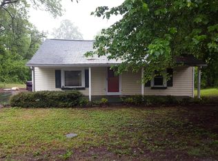 1434 John St, Roxboro, NC 27573