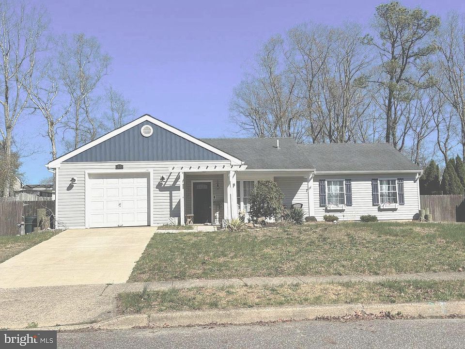 1st image of 46 Chestnut Way Cir